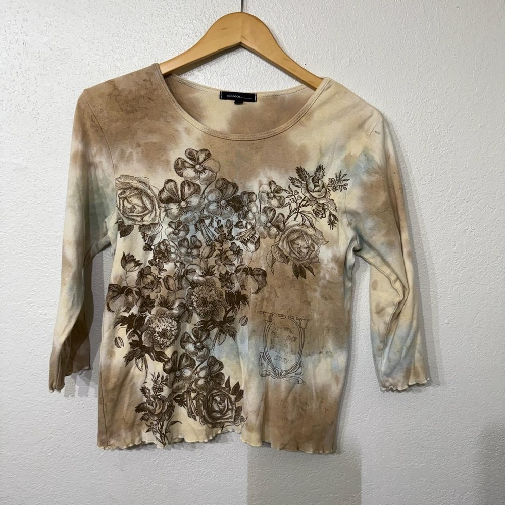 Tan and brown floral long sleeve shirt with a grunge vibe